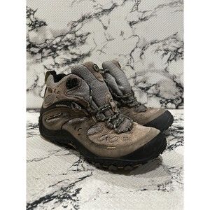 Merrell Women's Chameleon Arc Mid Waterproof Hiking Boots Size 5